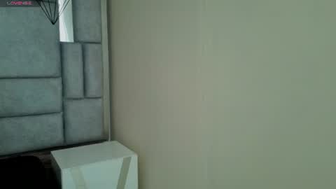 Snapshot of dahiana_dmour chatting on June 24, 12:04 pm Dahiana online show from June 24, 12:04 pm