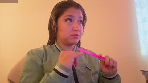 Snapshot of dahiana_dmour chatting on July 9, 12:09 pm Dahiana online show from July 9, 12:09 pm