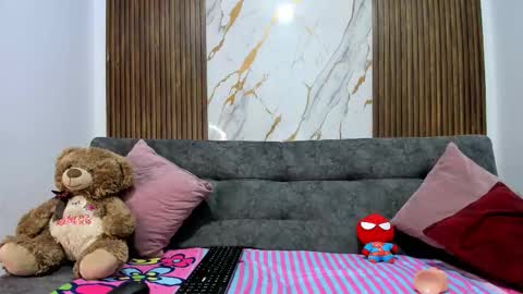 dahianaroa online show from March 5, 12:34 pm