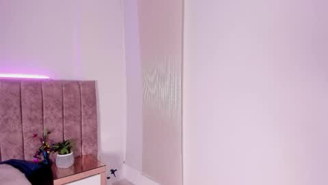 Snapshot of dahlia_rossee chatting on May 28, 8:28 pm dahlia_rossee online show from May 28, 8:28 pm