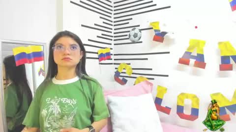 Snapshot of dahliacielo chatting on June 29, 12:38 pm Dahlia Cielo online show from June 29, 12:38 pm