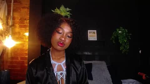 DAHYAN online show from April 18, 1:48 pm