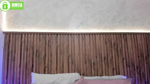 Snapshot of daiana_curly chatting on April 26, 2:37 pm Daiana online show from April 26, 2:37 pm