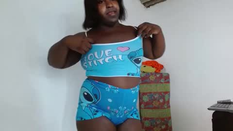 Snapshot of daiishawolf chatting on June 3, 4:01 pm Daiisha.. online show from June 3, 4:01 pm