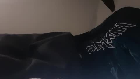 Snapshot of daikha123 chatting on April 6, 1:03 am guess online show from April 6, 1:03 am