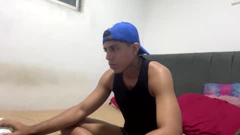 Dainn and Eris online show from April 21, 3:35 am