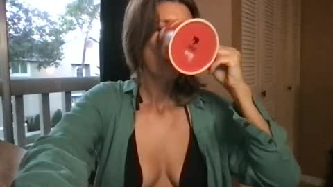 Snapshot of daisy9kat chatting on January 9, 10:41 pm Daisy137 online show from January 9, 10:41 pm