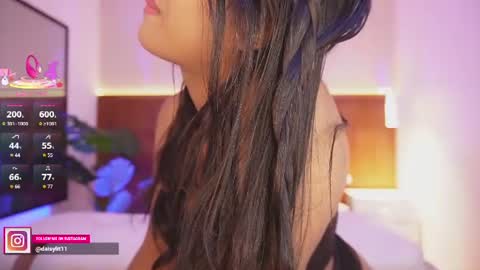 Snapshot of daisy_lit chatting on July 17, 12:17 am Daisy online show from July 17, 12:17 am