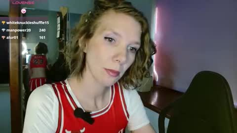 daisy_lovely online show from November 17, 4:18 am