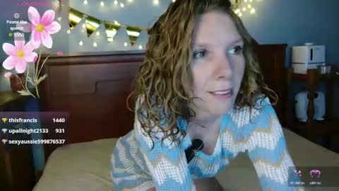 Snapshot of daisy_lovely chatting on July 23, 4:21 am daisy_lovely online show from July 23, 4:21 am