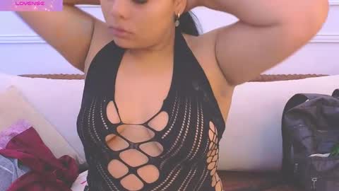 Daisy Price online show from April 4, 10:13 am