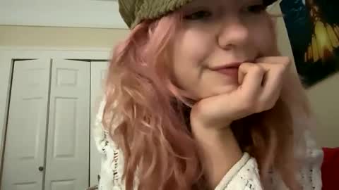 DaisyB3 online show from January 18, 8:31 am