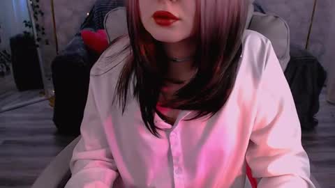 Daisy online show from March 15, 1:06 pm