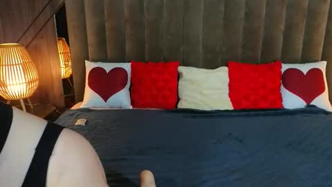 daisydelight_ online show from February 15, 3:25 am