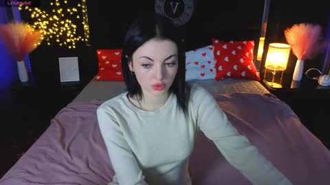 daisydelight_ online show from March 1, 8:22 pm