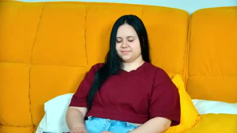 Snapshot of daisyharts chatting on July 18, 5:22 am DaisyHarts online show from July 18, 5:22 am