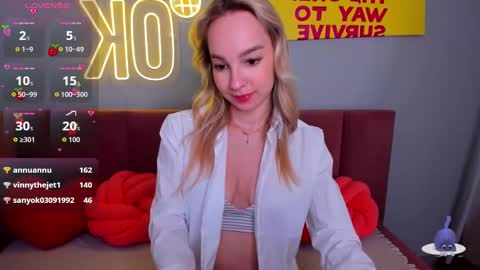 Snapshot of daisymellifluous chatting on March 2, 5:08 am daisymellifluous online show from March 2, 5:08 am