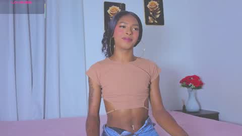 Snapshot of daisytaylor_ chatting on July 17, 12:34 pm Daisy online show from July 17, 12:34 pm
