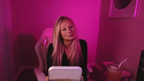 daisy online show from December 14, 1:55 am