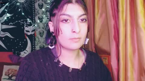    --  -- help me reach 100 hands up  online show from January 25, 3:09 am