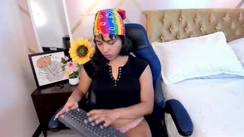 Snapshot of dakashyten chatting on February 4, 3:45 am dakashyten online show from February 4, 3:45 am