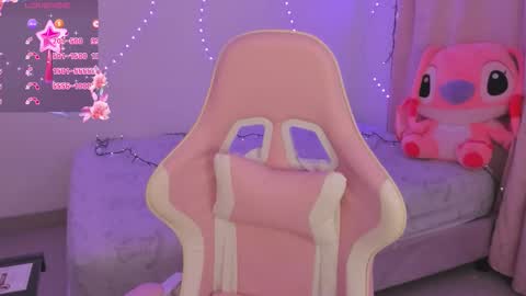 Snapshot of dakoota_luv chatting on September 9, 10:59 am dakoota_luv online show from September 9, 10:59 am