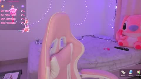 Snapshot of dakoota_luv chatting on September 10, 11:10 am dakoota_luv online show from September 10, 11:10 am