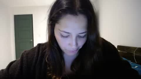 Snapshot of dakota01_ chatting on April 25, 12:35 am IG dakotasofiaa online show from April 25, 12:35 am