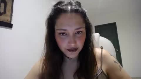 Snapshot of dakota01_ chatting on April 29, 2:37 am IG dakotasofiaa online show from April 29, 2:37 am