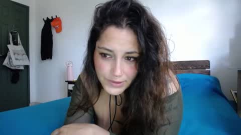 Snapshot of dakota01_ chatting on June 23, 10:19 pm IG dakotasofiaa online show from June 23, 10:19 pm