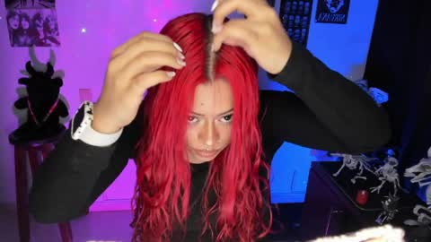 Snapshot of dakota_crab chatting on May 24, 9:53 pm Dakota Crab online show from May 24, 9:53 pm