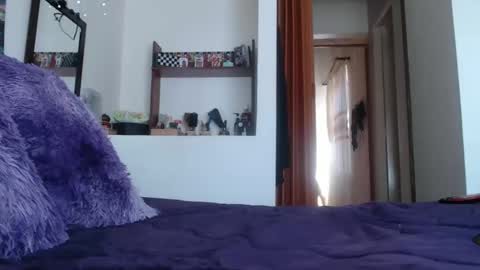 Snapshot of dakota_dark_ chatting on January 14, 5:23 pm Dakota online show from January 14, 5:23 pm