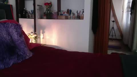 Snapshot of dakota_dark_ chatting on February 12, 6:19 pm Dakota online show from February 12, 6:19 pm