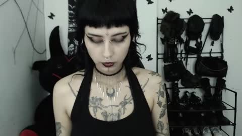 dakota online show from February 1, 11:36 pm