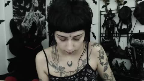 Snapshot of dakota_krall_ chatting on May 31, 3:47 am dakota online show from May 31, 3:47 am