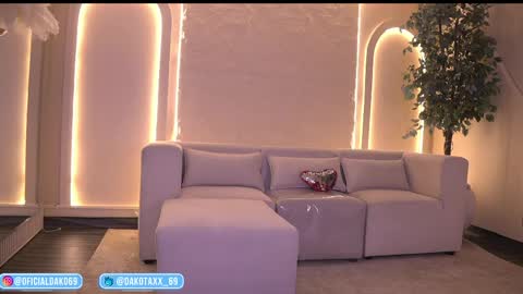 Snapshot of dakota_leex chatting on May 14, 1:34 am dako online show from May 14, 1:34 am