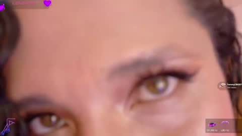 Snapshot of dakota_rainbow22 chatting on August 1, 12:32 am DAKOTA online show from August 1, 12:32 am