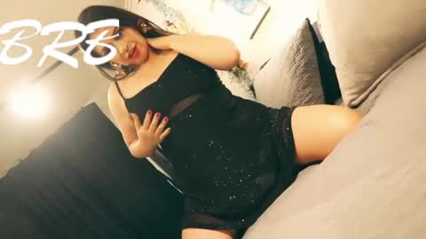 Snapshot of dakotaagray chatting on May 23, 1:04 pm Dakotaagray online show from May 23, 1:04 pm
