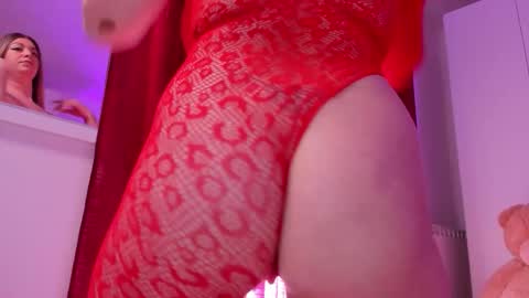 dakotadaimon online show from February 13, 9:38 am