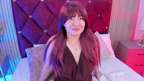 Snapshot of dakotamoon_ chatting on February 23, 12:24 pm Dakota Moon online show from February 23, 12:24 pm