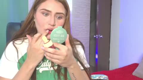 Snapshot of dakotarobbins_ chatting on September 19, 9:59 pm dakotarobbins_ online show from September 19, 9:59 pm