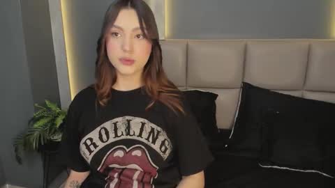 Dakota  online show from December 14, 12:32 pm