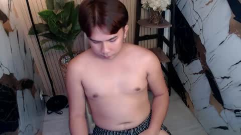 Snapshot of dale_xox23 chatting on May 20, 5:24 am Dale online show from May 20, 5:24 am