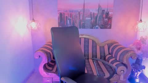 dali_collin online show from November 27, 12:07 pm