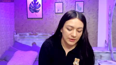 Snapshot of dali_collin chatting on May 22, 4:45 pm dali_collin online show from May 22, 4:45 pm
