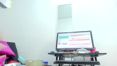  Ren  online show from February 14, 2:39 am