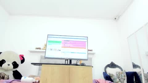  Ren  online show from September 22, 12:45 am