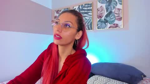 Snapshot of dalia_garrett chatting on December 16, 4:16 pm Dalia online show from December 16, 4:16 pm