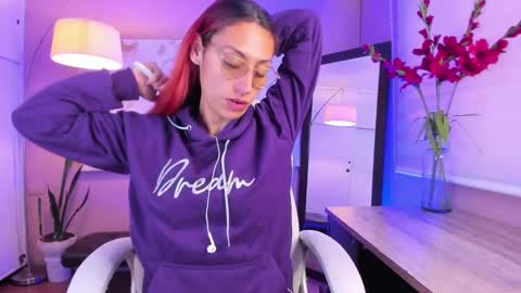 Snapshot of dalia_garrett chatting on January 10, 1:20 pm Dalia online show from January 10, 1:20 pm