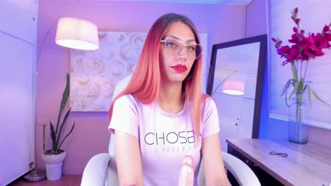 Snapshot of dalia_garrett chatting on January 22, 6:31 pm Dalia online show from January 22, 6:31 pm